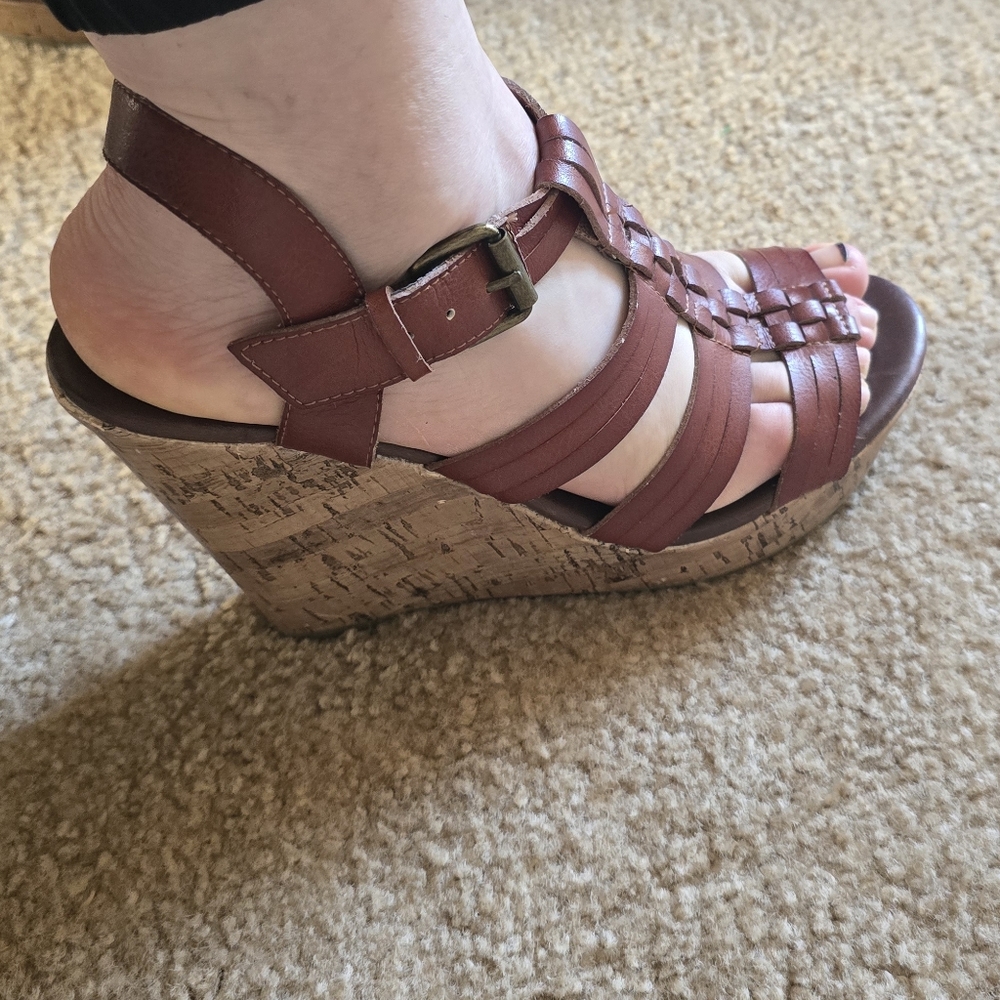Mossimo Gladiator Wedge Sandals - Picture 2 of 8